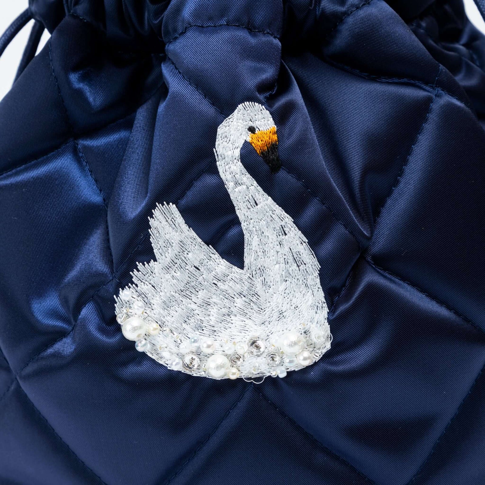 iream(アイリアム) CANDY（スワン）- Navy バッグ　白鳥刺繍 CANDY（スワン）- Navy – iream(アイリアム)【公式】